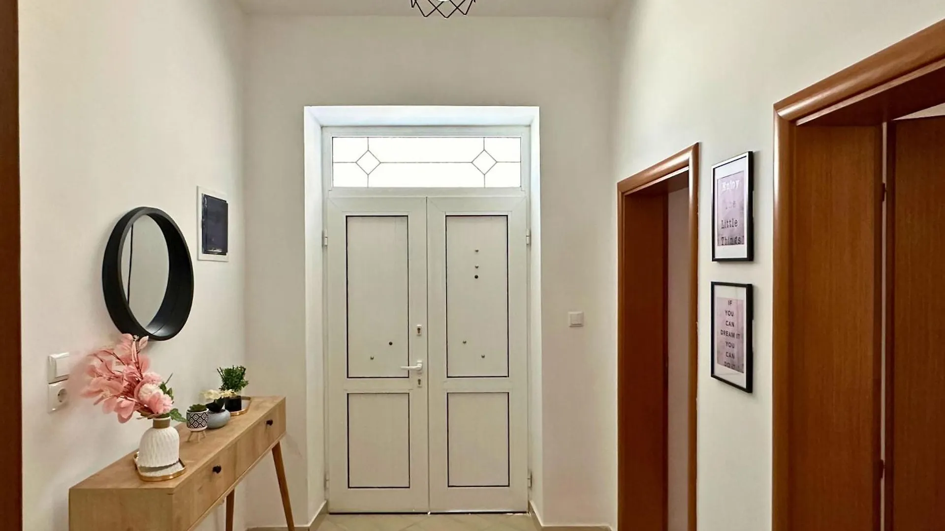 Guest house Viewtopia House Dhermi